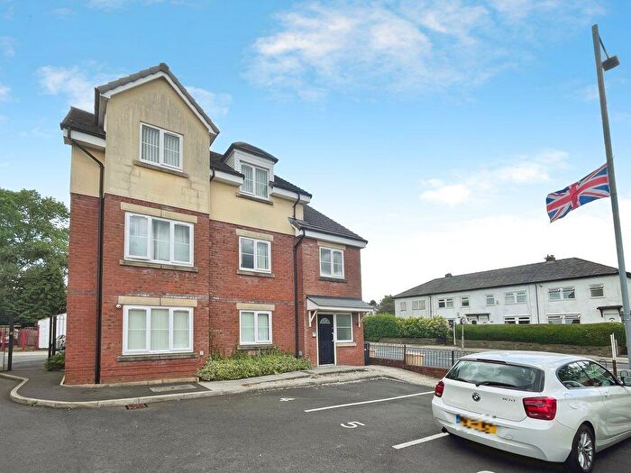 2 Bedroom Apartment For Sale In Beaumont Rise, Bolton, BL3