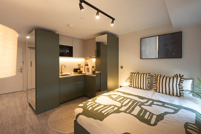 Studio To Rent In Clarence Street, Kingston Upon Thames, Surrey, KT1