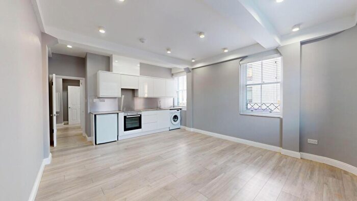 1 Bedroom Flat To Rent In North Road, Brighton, BN1