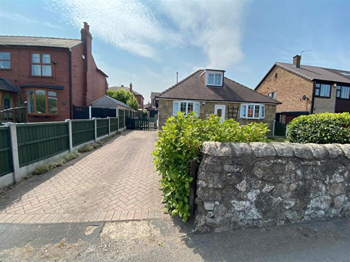 2 Bedroom Detached Bungalow For Sale In Doncaster Road, Conisbrough, DN12