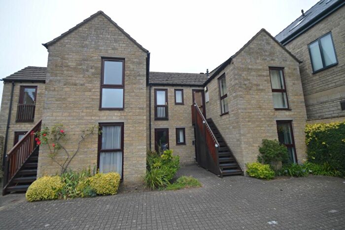 1 Bedroom Maisonette To Rent In West Way, Cirencester, Gloucestershire, GL7