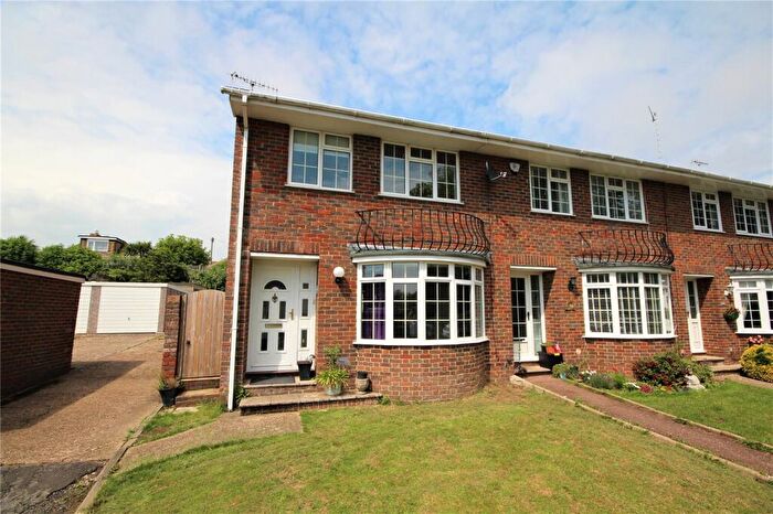 3 Bedroom End Of Terrace House To Rent In The Moorings, Lancing, West Sussex, BN15