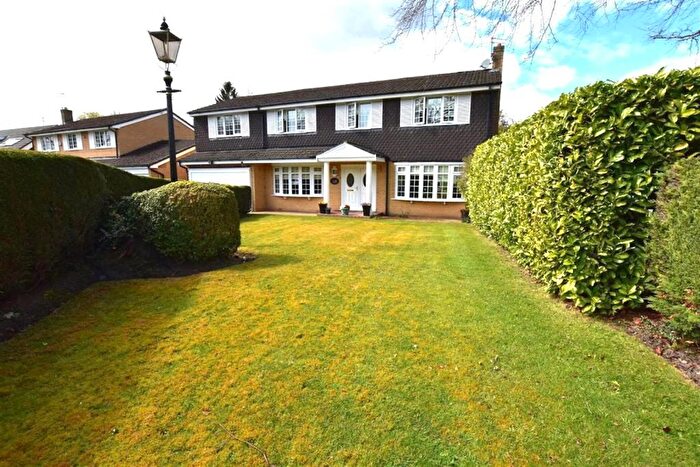 5 Bedroom Detached House To Rent In Lodge Farm Close, Bramhall, Stockport, SK7