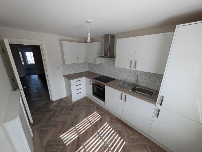 2 Bedroom Flat To Rent In Hamilton Square, Birkenhead, CH41