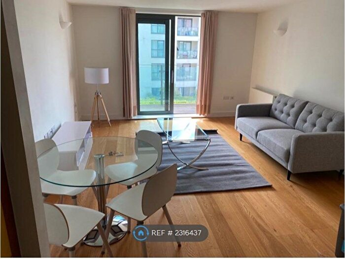 1 Bedroom Flat To Rent In St. Williams Court, London, N1