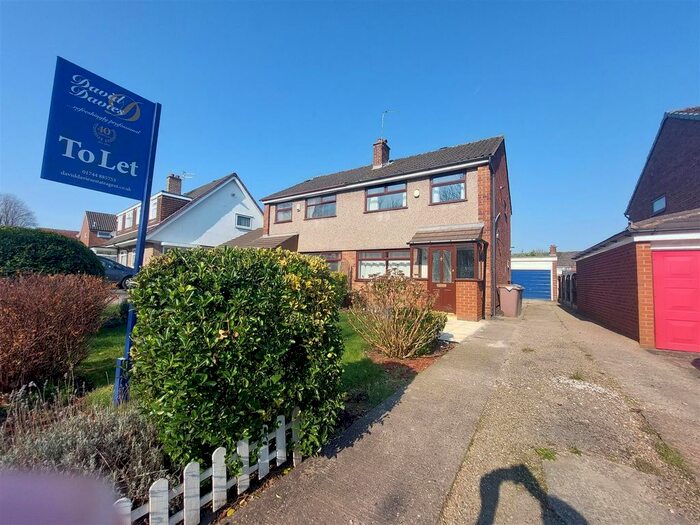 3 Bedroom Semi-Detached House To Rent In Seddon Close, Eccleston, St. Helens, WA10