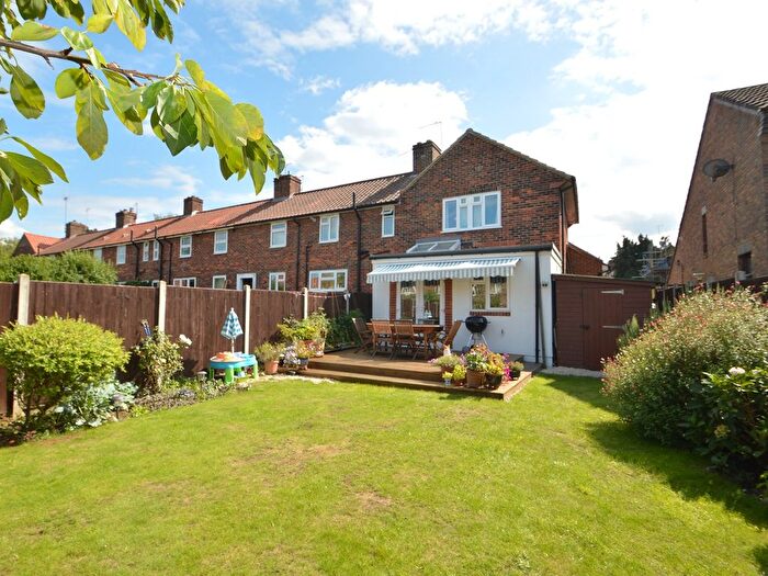 3 Bedroom End Of Terrace House To Rent In Monument Road, Weybridge, KT13