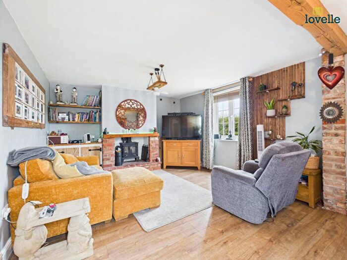 2 Bedroom End Of Terrace House For Sale In Main Road, Langton By Wragby, LN8