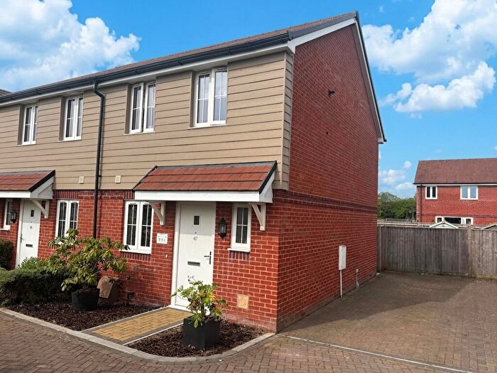 2 Bedroom Semi-Detached House For Sale In Augustus Avenue, Fordingbridge, SP6