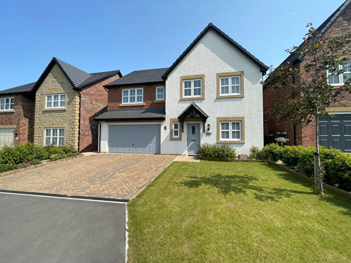 5 Bedroom Detached House For Sale In Pipit Grove, Fulwood, PR2