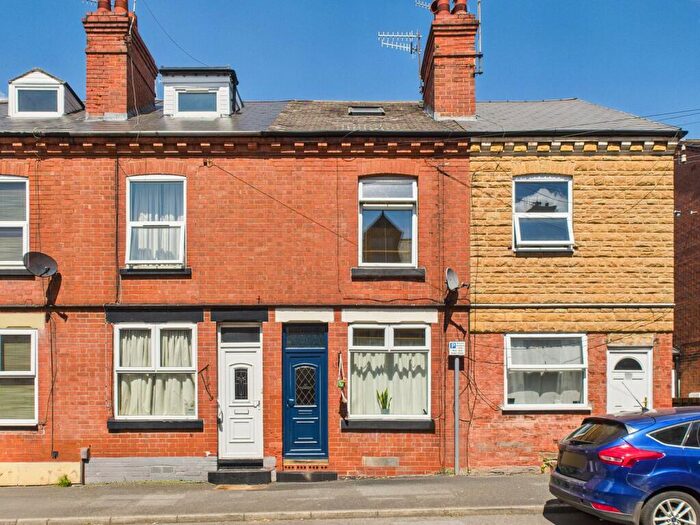 3 Bedroom Terraced House For Sale In Drayton Street, Sherwood, Nottingham, NG5