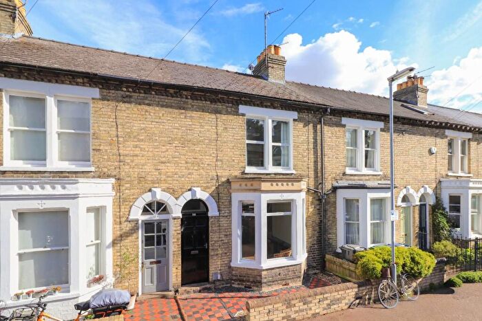 3 Bedroom Terraced House For Sale In Mawson Road, Cambridge, CB1