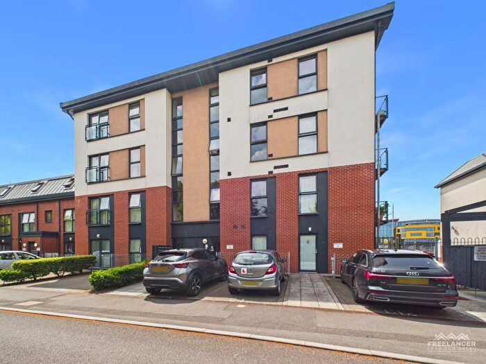1 Bedroom Flat For Sale In Cambria House, Rodney Road, Newport, NP19