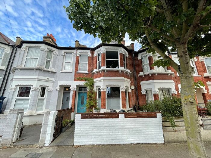 1 Bedroom Flat For Sale In Fallsbrook Road, Furzedown, SW16