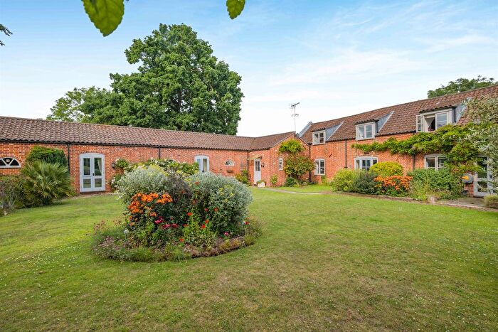 5 Bedroom Barn Conversion For Sale In Sea Palling Road, Ingham, Norwich, NR12