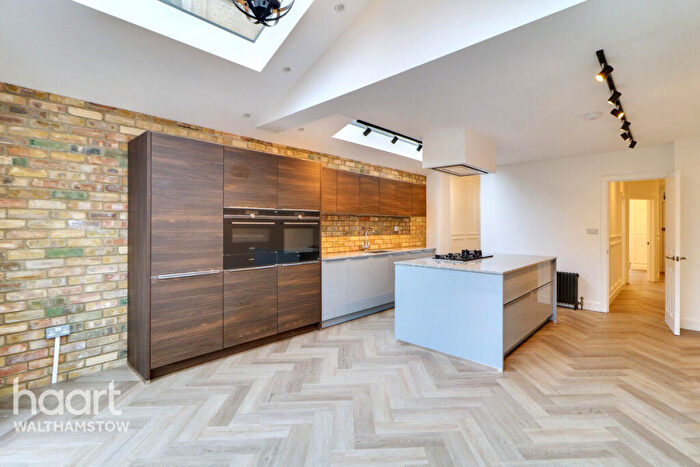 4 Bedroom Terraced House For Sale In Hillcrest Road, Walthamstow, E17