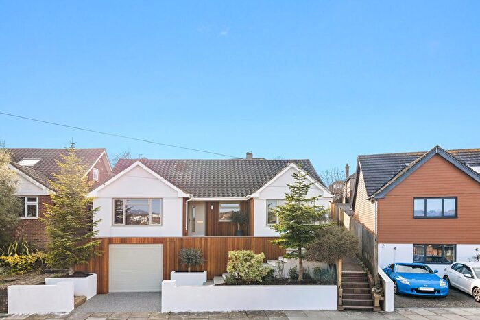 3 Bedroom Detached Bungalow For Sale In Goldstone Way, Hove, BN3