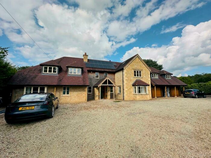 5 Bedroom Detached House To Rent In Kiln Lane, Headington, OX3