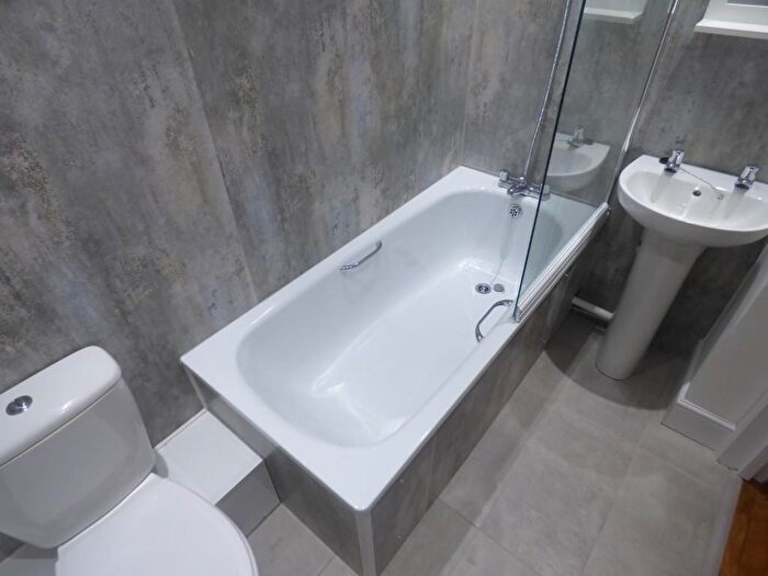 1 Bedroom Flat To Rent In Wick Road, London, E9