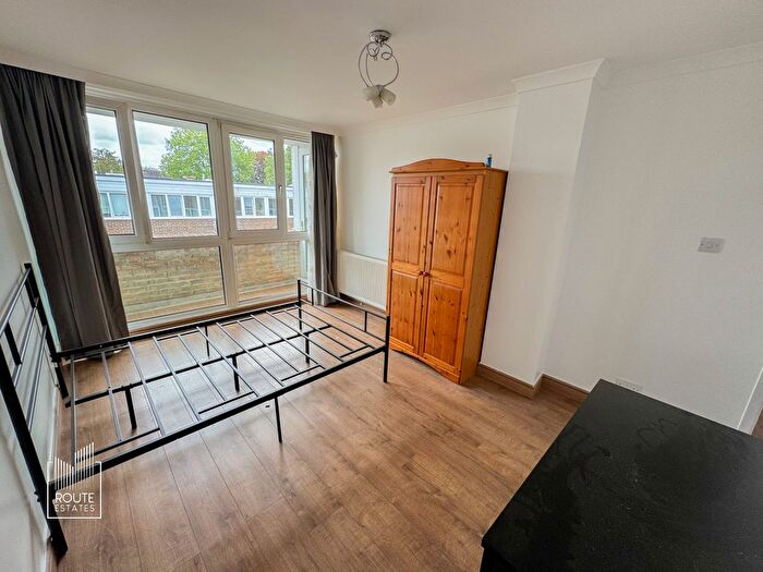 1 Bedroom Flat To Rent In Dunmow Walk, Popham Street, Islington, N1