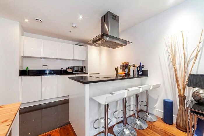 1 Bedroom Flat To Rent In Rochester Row, Westminster, SW1P