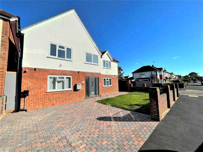 Property To Rent In Station Crescent, Ashford, Surrey, TW15