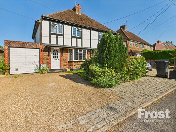 3 Bedroom Semi-Detached House For Sale In Sunset View, Robert Road, Hedgerley, Buckinghamshire, SL2