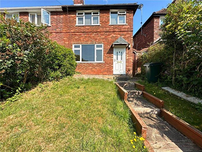 3 Bedroom Semi Detached House For Sale In Rodway Road, Tilehurst, Reading, RG30