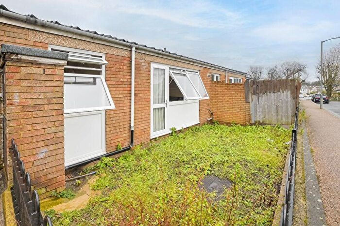 1 Bedroom Bungalow For Sale In Cornford Grove, Balham, London, SW12