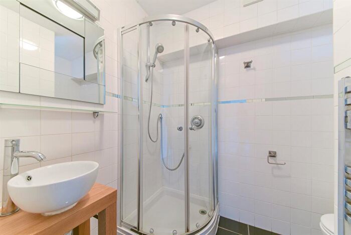1 Bedroom Apartment To Rent In Station Road, , Merstham, RH1