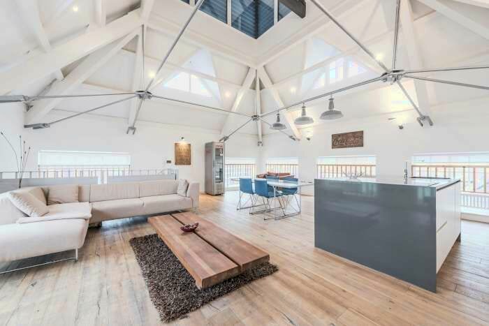 2 Bedroom Flat To Rent In Pages Yard, Church Street, London, W4