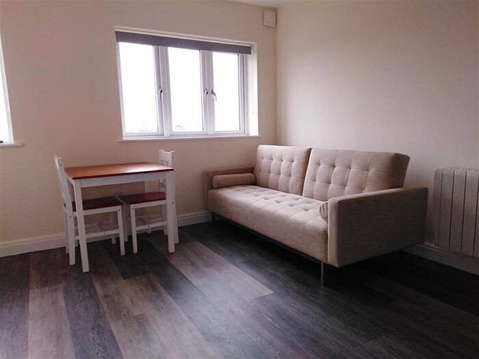 1 Bedroom Flat To Rent In Wern Terrace, Port Tennant, Swansea, SA1