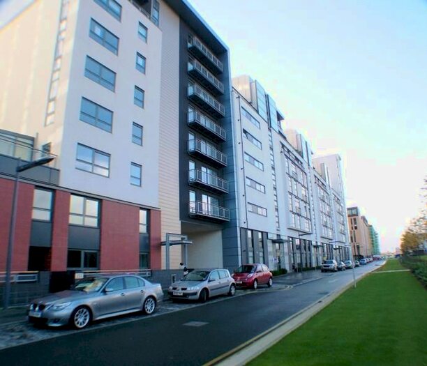 2 Bedroom Flat To Rent In Glasgow Harbour Terraces, Glasgow, G11
