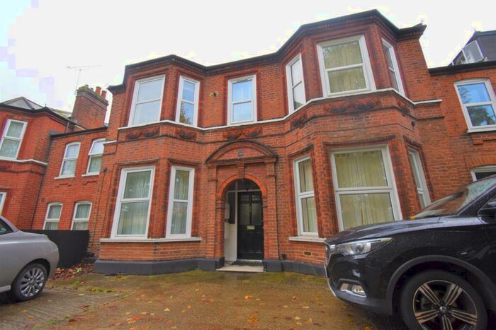 1 Bedroom Flat To Rent In Brownhill Road Catford, SE6