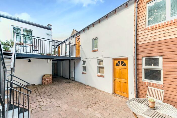 2 Bedroom Flat To Rent In North Parade Avenue, Oxford, OX2