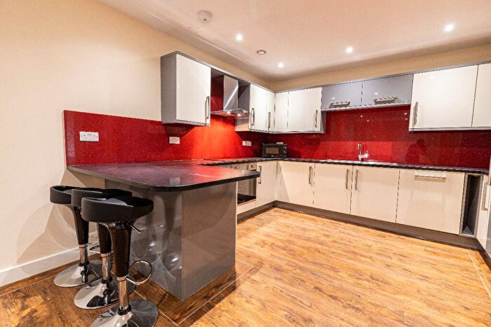 3 Bedroom Apartment To Rent In Ecco, S11