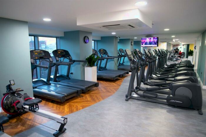 2 Bedroom Apartment To Rent In New Bridge Road Salford, M3