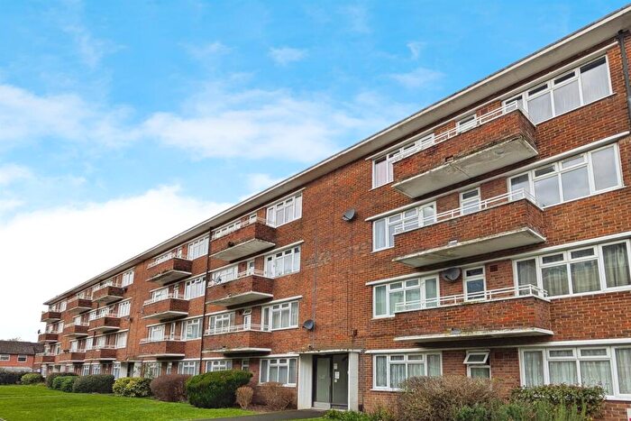 1 Bedroom Flat To Rent In Withewood Mansions, Shirley, Southampton, SO15