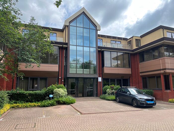 1 Bedroom Flat For Sale In Catteshall Lane, Godalming, GU7