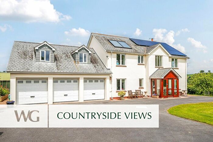 4 Bedroom Detached House For Sale In Tedburn St. Mary, Exeter, EX6