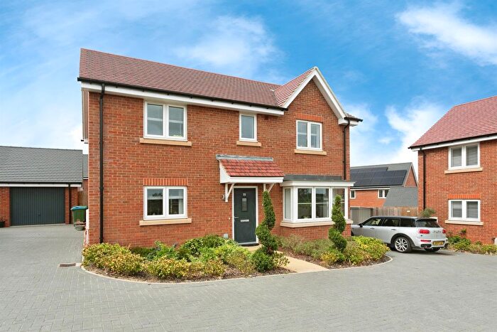 4 Bedroom Detached House For Sale In Paradine Street, Steeple Claydon, Buckingham, MK18