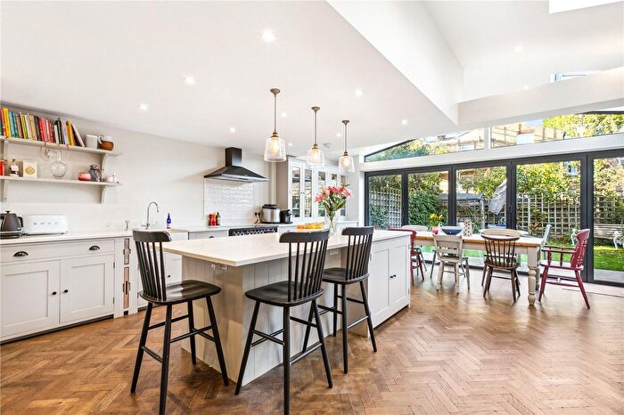 4 Bedroom Semi-Detached House To Rent In Lebanon Gardens, London, SW18