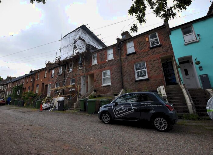 2 Bedroom Terraced House To Rent In Hurrell Road, Hastings, TN34