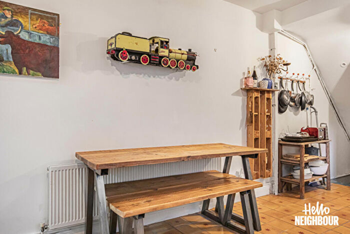 2 Bedroom Apartment To Rent In Kemerton Road, London, SE5