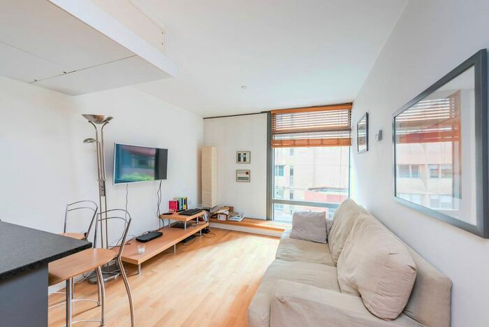 1 Bedroom Flat To Rent In Albert Embankment, Albert Embankment, London, SE1