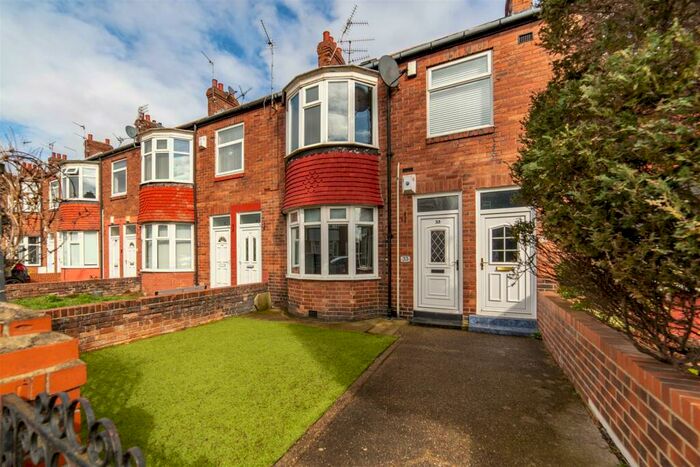 2 Bedroom Flat To Rent In Julian Avenue, Walkergate, NE6