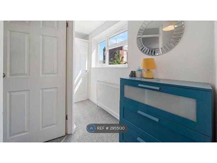 5 Bedroom Terraced House To Rent In Russell Road, London, E16