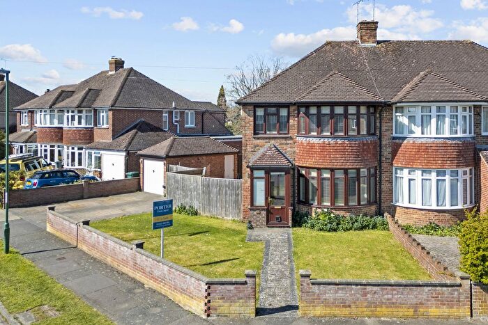 3 Bedroom Semi Detached House For Sale In Stockbridge Gardens, Chichester, PO19