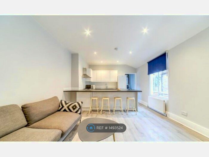 5 Bedroom Maisonette To Rent In Blegborough Road, London, SW16