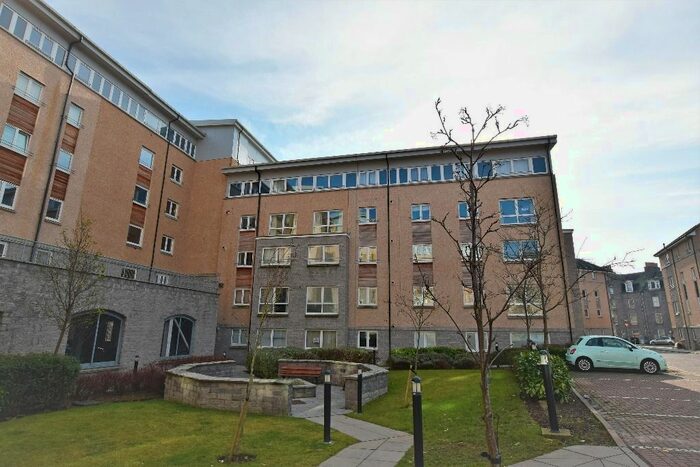 2 Bedroom Flat To Rent In Portland Street, City Centre, Aberdeen, AB11